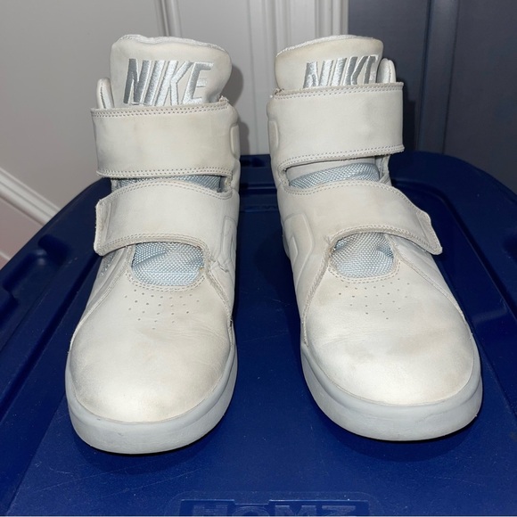 NIKE 840106-010 YOUTH UNISEX SHOES SNEAKERS OFF WHITE LIGHT GRAY LEATHER SZ 4Y - Picture 2 of 8